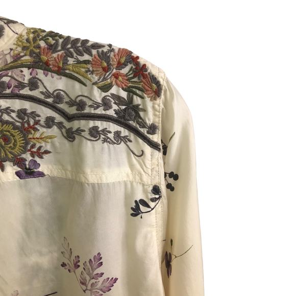 Johnny Was Biya Tunic Top Womens S Cream Embroidered Floral Long Sleeve V-Neck - Picture 5 of 14
